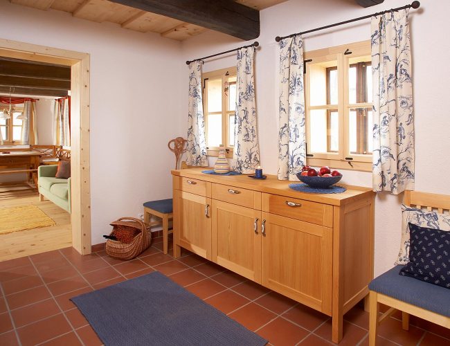 nostalgie_anrichte_speisezimmer